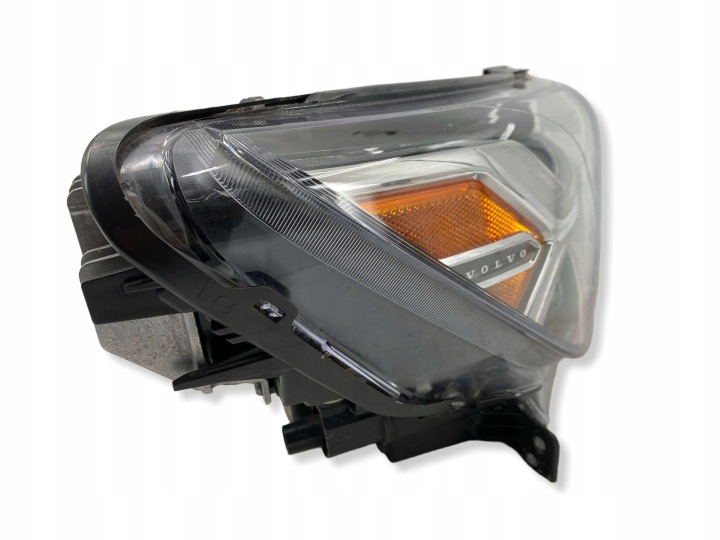 фото №9, 2020 volvo xc40 фара 32291214