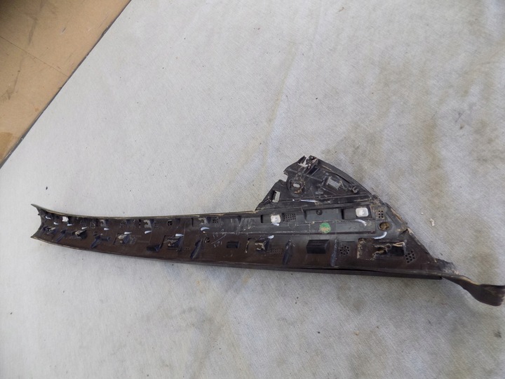 фото №14, Citroen c5 aircross планка стёкла лобовой левая 9817207377 правая 9817207177