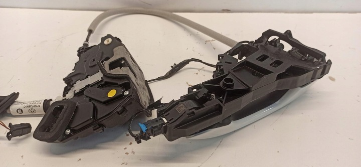 фото №8, Vw golf viii 8 hb ручка замок двері лівий зад lc9a 3j0839015a 5h0837205f