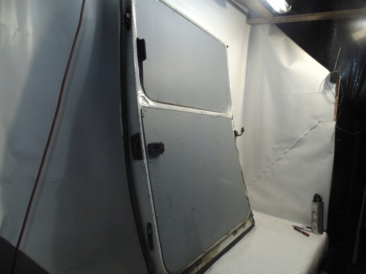 фото №10, Vw transporter t5 дверь сдвижные правые зад боковые белый