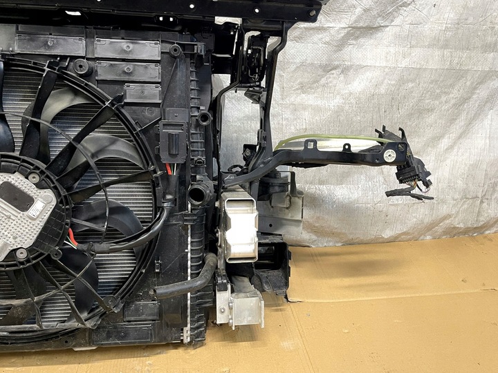 фото №13, Bmw x5 g05 x6 g06 x7 g07 3.0i 4.0i 4.0ix 45ex pas переднее з chłodnicami