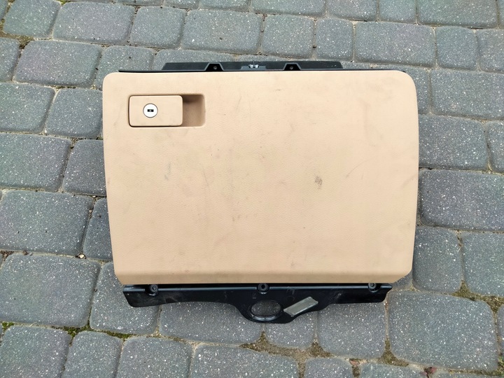 фото №1, Бардачок пассажира vw passat b6 3c1857097ap