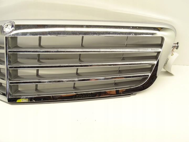 фото №2, Решётка решётка радиатора решётка радиатора перед хром mercedes c класс w204 значок