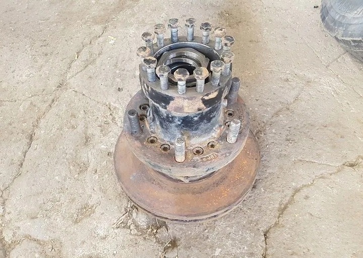 фото №2, Ступица колёса зад задняя daf 45 lf колёса 17,5 6 шпилек