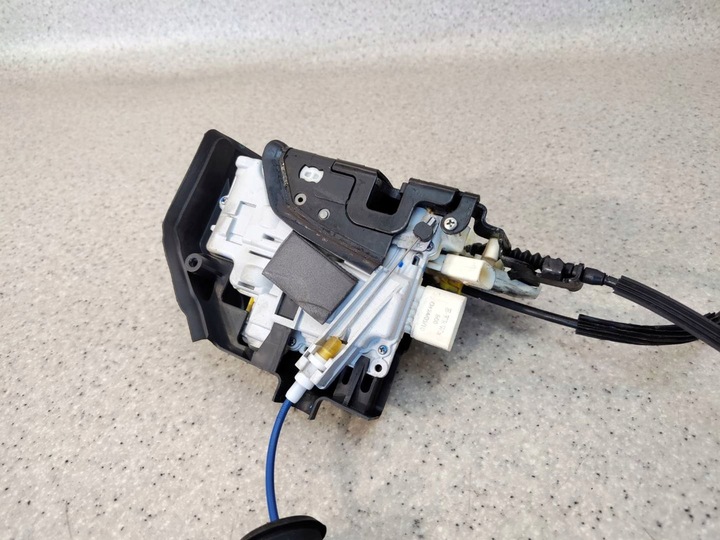 фото №6, Замок доводчик двері праві зад задній комплектний audi a8 d4 4h 9+3 pin