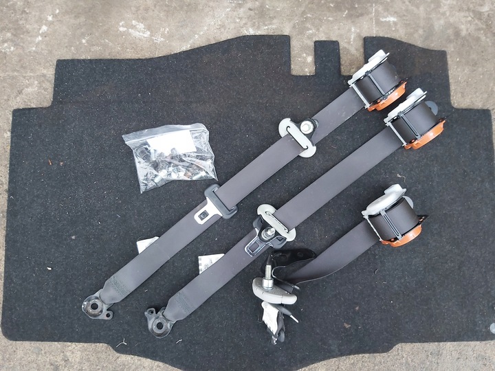 фото №7, Toyota urban cruiser диван сиденье зад ремни van