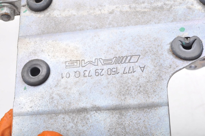 фото №7, Mercedes glc x253 4.0 крепление компьютера держатель a1771502073 a177152973