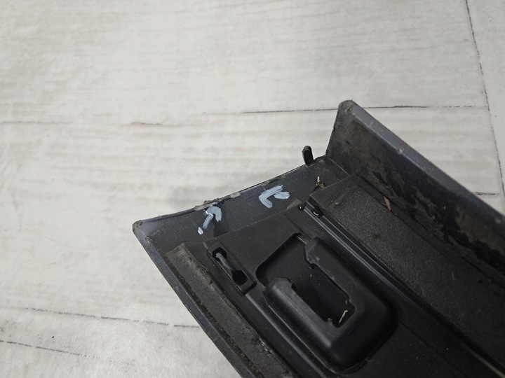 фото №11, Audi q4 e-tron планка накладка крила лівий перед 89a853717c