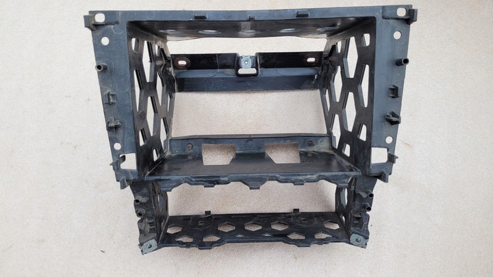 фото №1, Polo v 6r рамка каркас радио навигации 6r0858005c