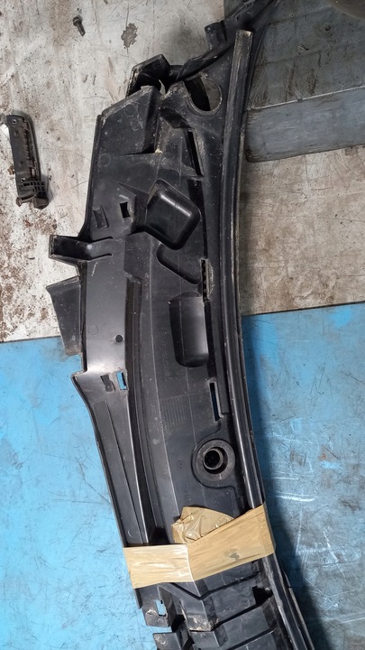 фото №6, Панель под лобовым стеклом citroen c3 02r