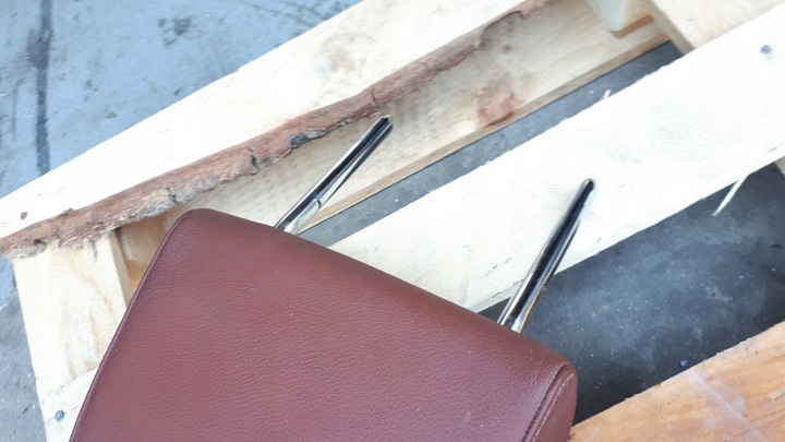 фото №11, S4 b8 a4 подголовник левый кожа перед защита колонки