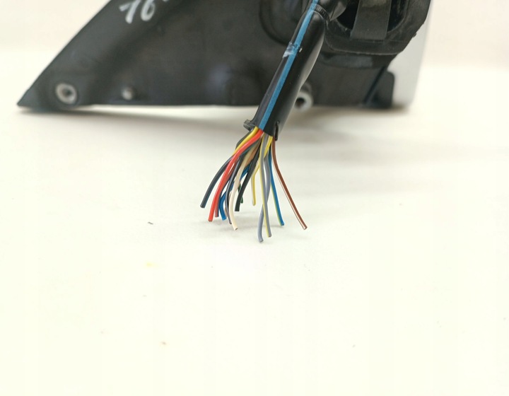 фото №7, Зеркало правые audi s4 a4 b8 ассистент 16 pin