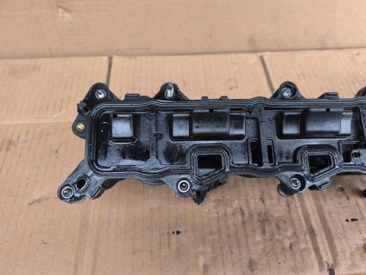 фото №16, Ford mondeo mk5 2.0 tdci крышка клапанов euro6 9806147980