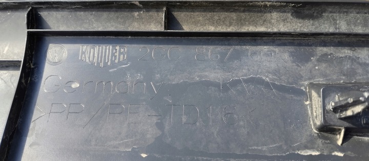 фото №5, Обивка защита обшивка крышки багажника volkswagen t-roc cabrio