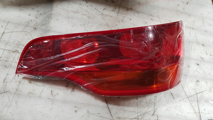 фото №1, Лампа зад права audi q7 4l0945094 новий оригінал