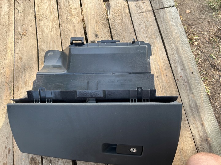 фото №6, Volvo v70/s80 бардачок пасажира 30676278 / 39807244