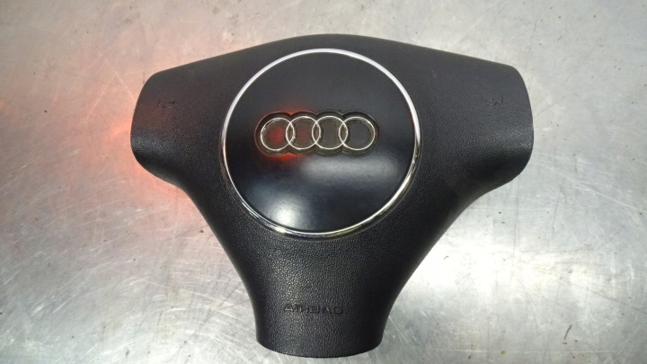 фото №8, Подушка водителя audi a4 b6 1.9tdi 8e0880201h