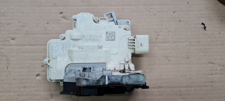 фото №1, A6 c7 4g замок дверь правые зад 9 pin 4g0839016 a7 4g