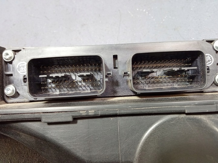 фото №4, Mazda 3 i bk 1.6 16v блок управления двигателем (ecu) 100140-9361