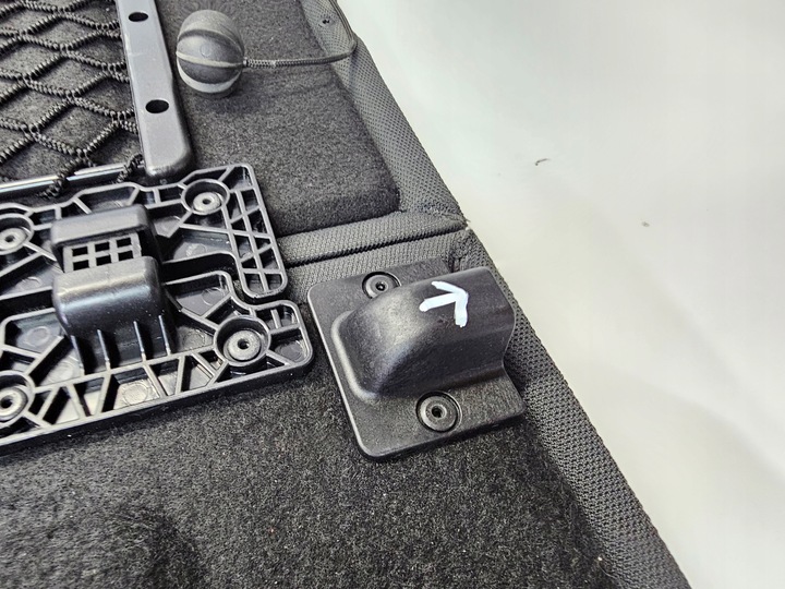 фото №10, Полка багажника audi q5 8r чёрная 8r0867769g