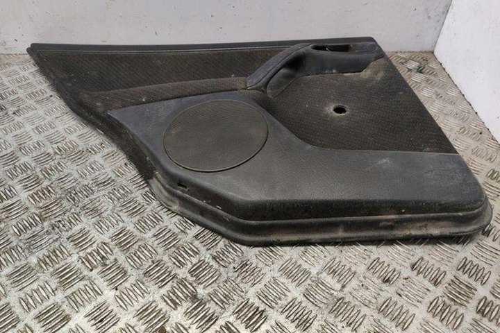 фото №7, Боковина задніх лівих двері vw vento 1h2 1h4867211 1.9l дизель 48kw 1993