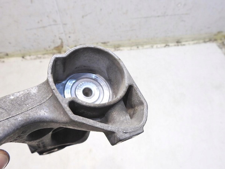 фото №6, Лапи кронштейн компресора vw golf v plus 1.6 fsi 1k0260885b