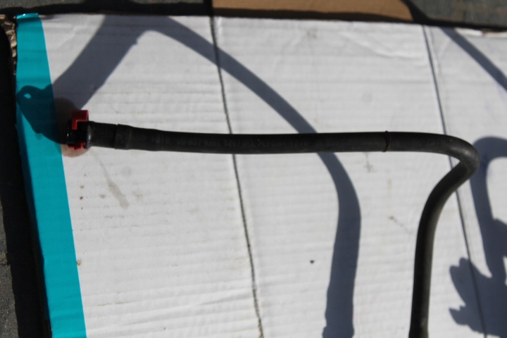 фото №11, Планка впрыскивающий форсунки toyota yaris i 1.0 vvti 23250-23020