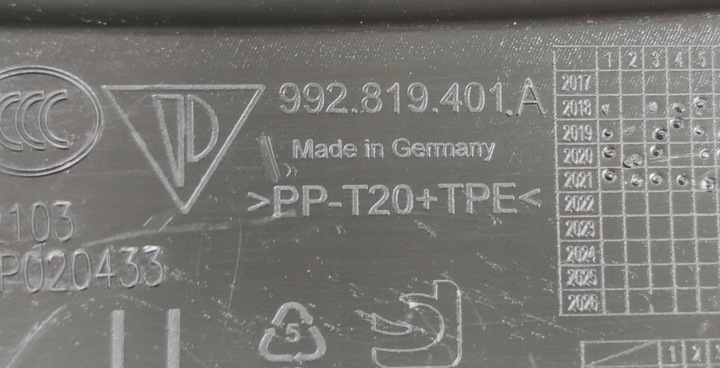 фото №9, Панель под лобовым стеклом porsche 992 911 gts turbo 992819401a