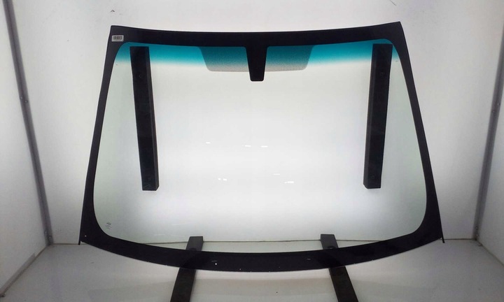 фото №1, Стекло лобовое передняя pontiac gto 2004-2006 pas прокладка зелёная новая