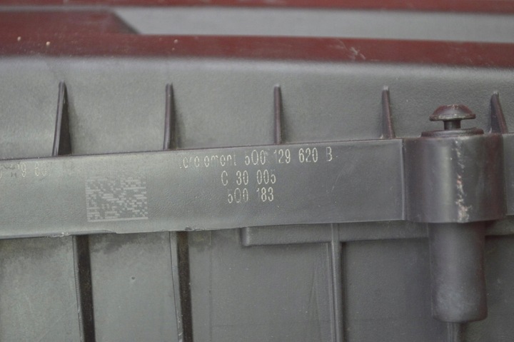 фото №7, Корпус фільтра повітря 5q0129601ac vw passat b8 2.0 tdi 150 km 14-20