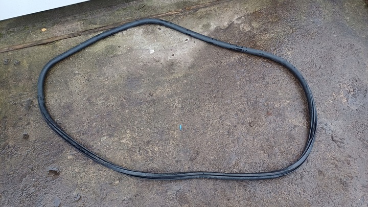 фото №1, Peugeot 308 ii t9 прокладка дверь правая передняя