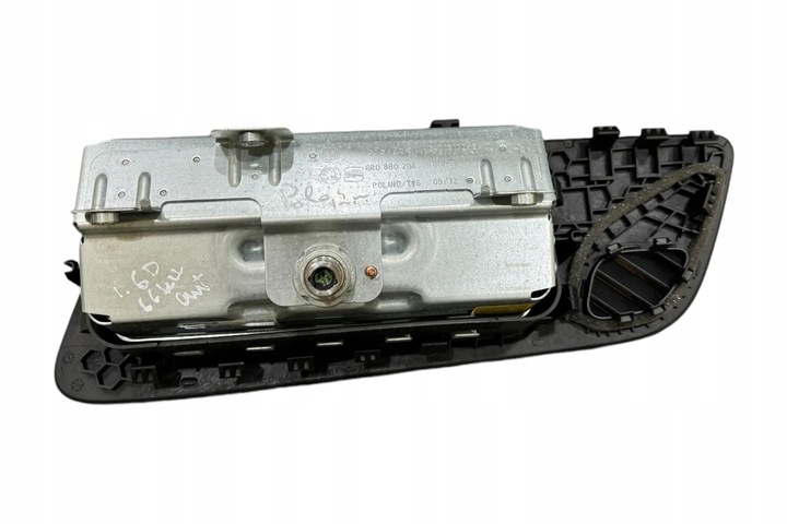 фото №10, Панель раздаточная, капот vw polo 9n_ 5k0880201m 1.6l дизель 2012