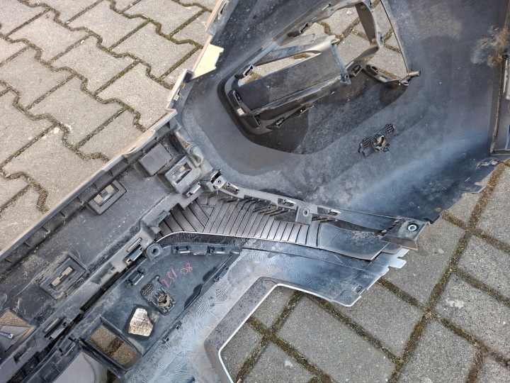 фото №15, Vw amarok ii 2 23- 24- передній бампер накладка n1xb17c831c gb9ba