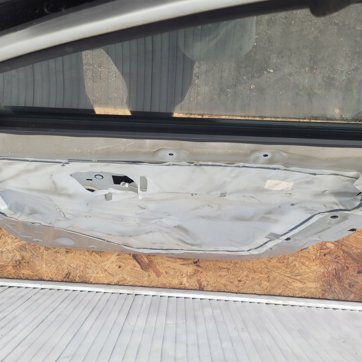 фото №15, Двері передні перед праві dacia spring планка