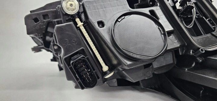 фото №11, Mercedes w213 e-klasa лампа перед передня ліва