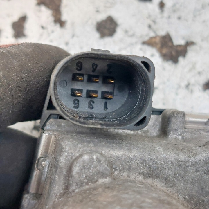 фото №11, Cadillac sts srx 3,6 2006 дросельна заслінка повітря bosch 12589056 0280750202