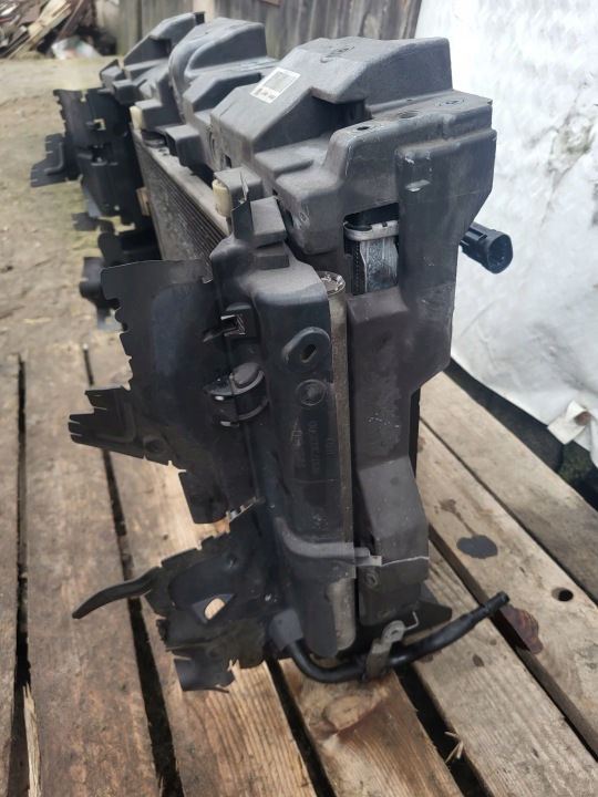 фото №12, Передняя панель радиатор peugeot 508 1.6 ehdi bhdi 9667036980 комплект