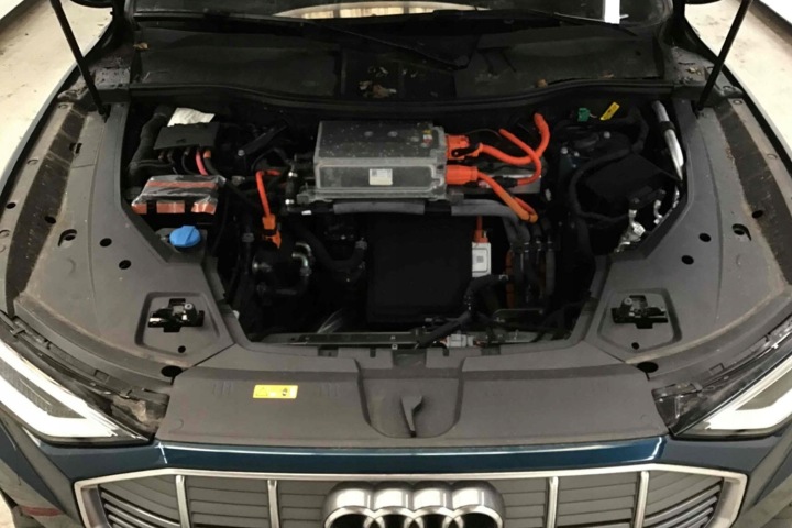 фото №11, Audi q8 e-tron блок управления abs 4ke614100ab etron тормозная 4ke614100ac 4ke611301b
