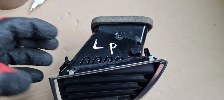 фото №7, Sq5 8r q5 рестайлінг решітка повітропровід ліва лівий перед 8r1820901j