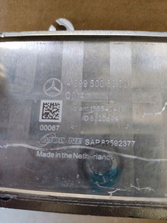 фото №6, Радіатор масла mercedes a0995006300