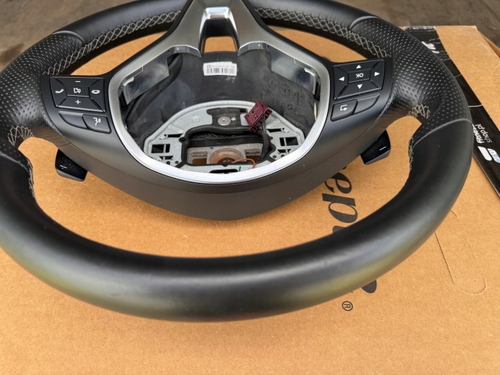 фото №13, Mercedes cls 218 c 204 e 212 кермо шкіра пелюстки 2184606318