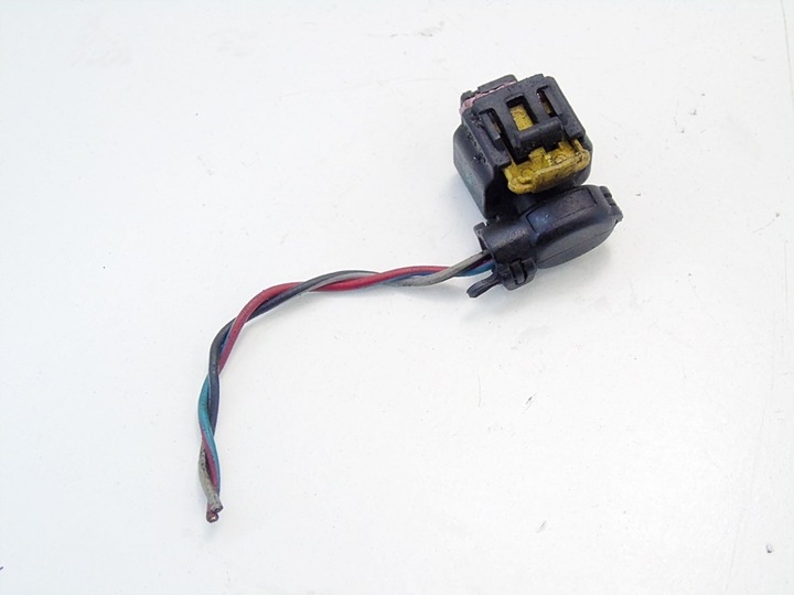 фото №3, Штекер разъём 1.3 cdti corsa c meriva ignis combo