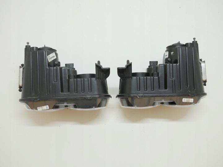 фото №10, 2015-2023 challenger лампи перед передні оригінальні лампа ліва права