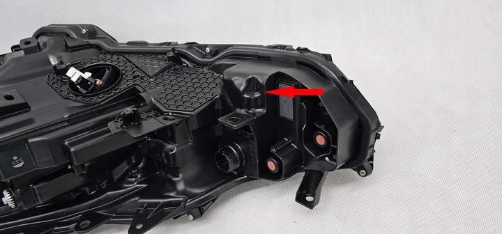 фото №12, Toyota prius v xw60 2023 лампа перед передня права повний led