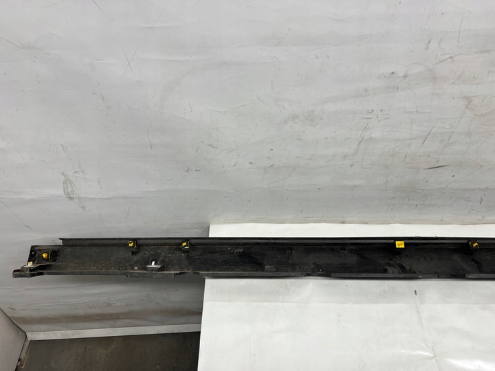 фото №7, Hyundai kona планка накладка пороговая порога правая 87752-j9000