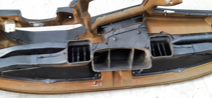 фото №5, Панель роздавальна bmw e30 гарна