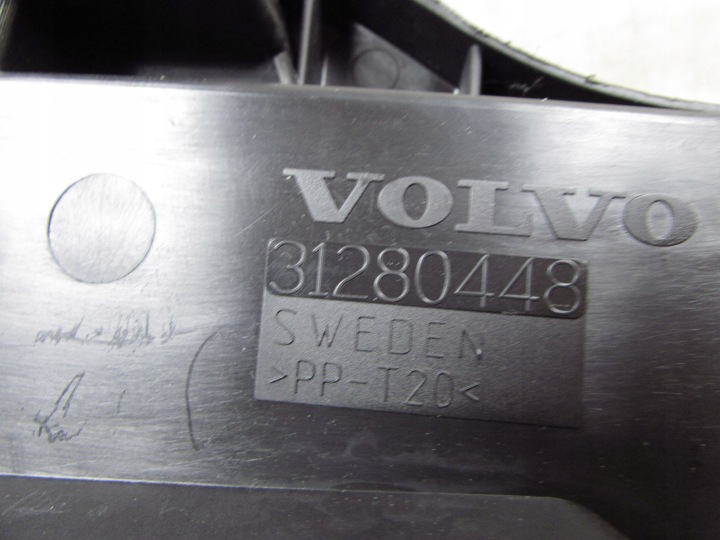 фото №9, Volvo xc90 рестайлінг домкрат ключ комплект ремонтний 31280581