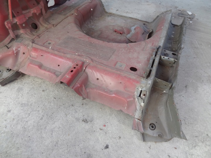 фото №5, Ford mustang vi ванна пол подкрылок лонжерон зад fr3b-6346062aa