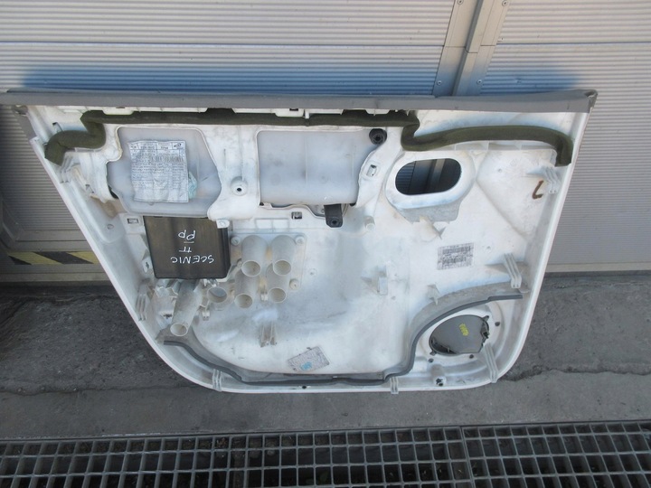 фото №6, Renault grand scenic ii 1.9 dci f9q812 боковина дверь перед правые левый