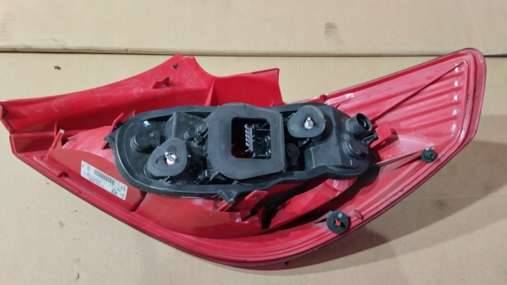 фото №9, Фара задняя зад правая левая opel corsa d 3d 13211840 13211841